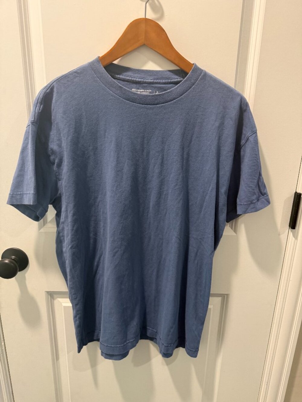 Abercrombie & Fitch Soft A&F Essentials Relaxed Blue T Shirt L